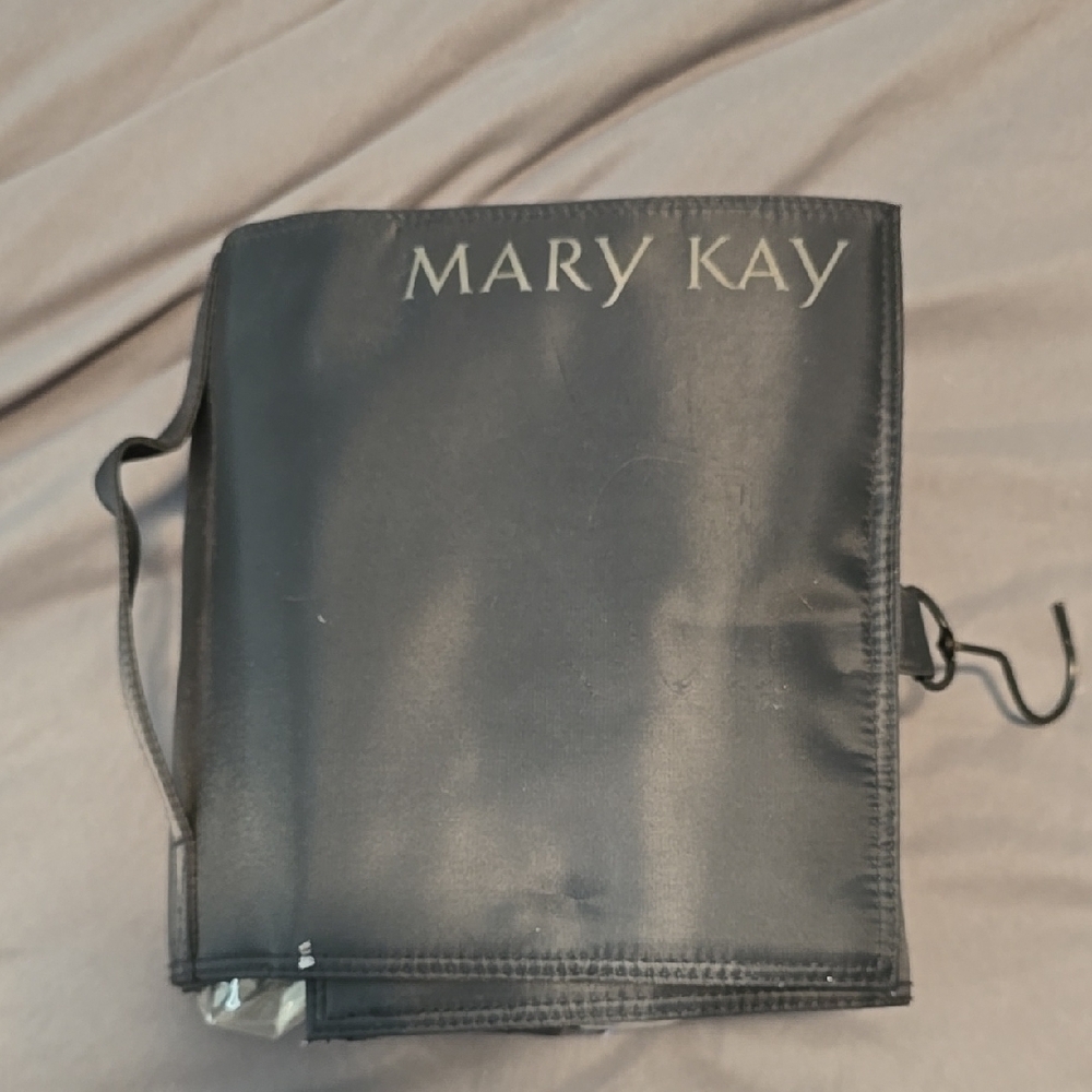Mary Kay Black Cosmetic Organizer